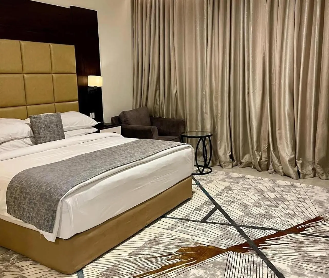 Hotel Olive Aero Suites Near Delhi Airport New Delhi 4*,  India