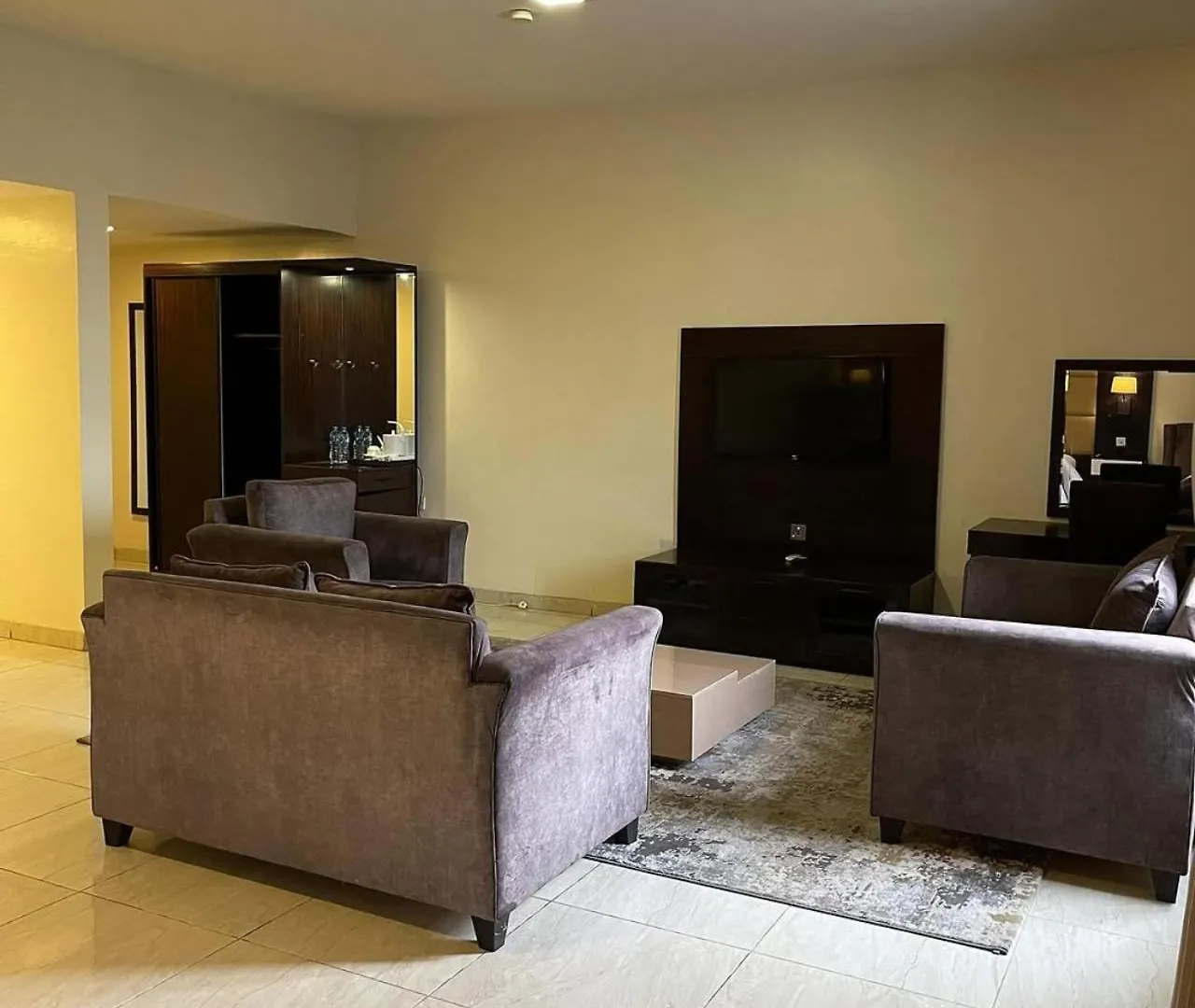 Hotel Olive Aero Suites Near Delhi Airport New Delhi India