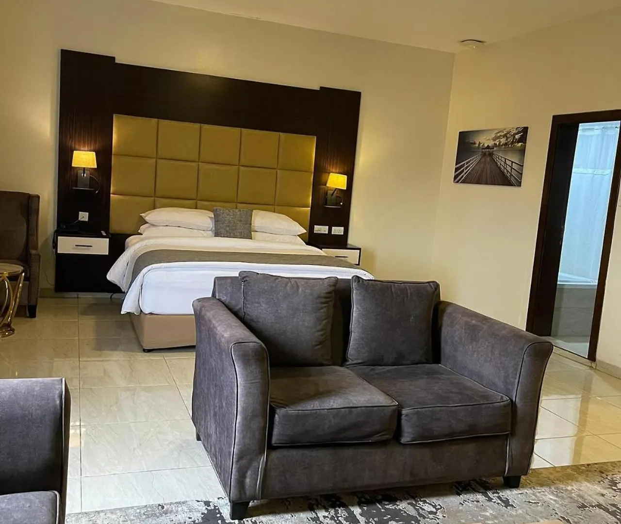 Hotel Olive Aero Suites Near Delhi Airport New Delhi