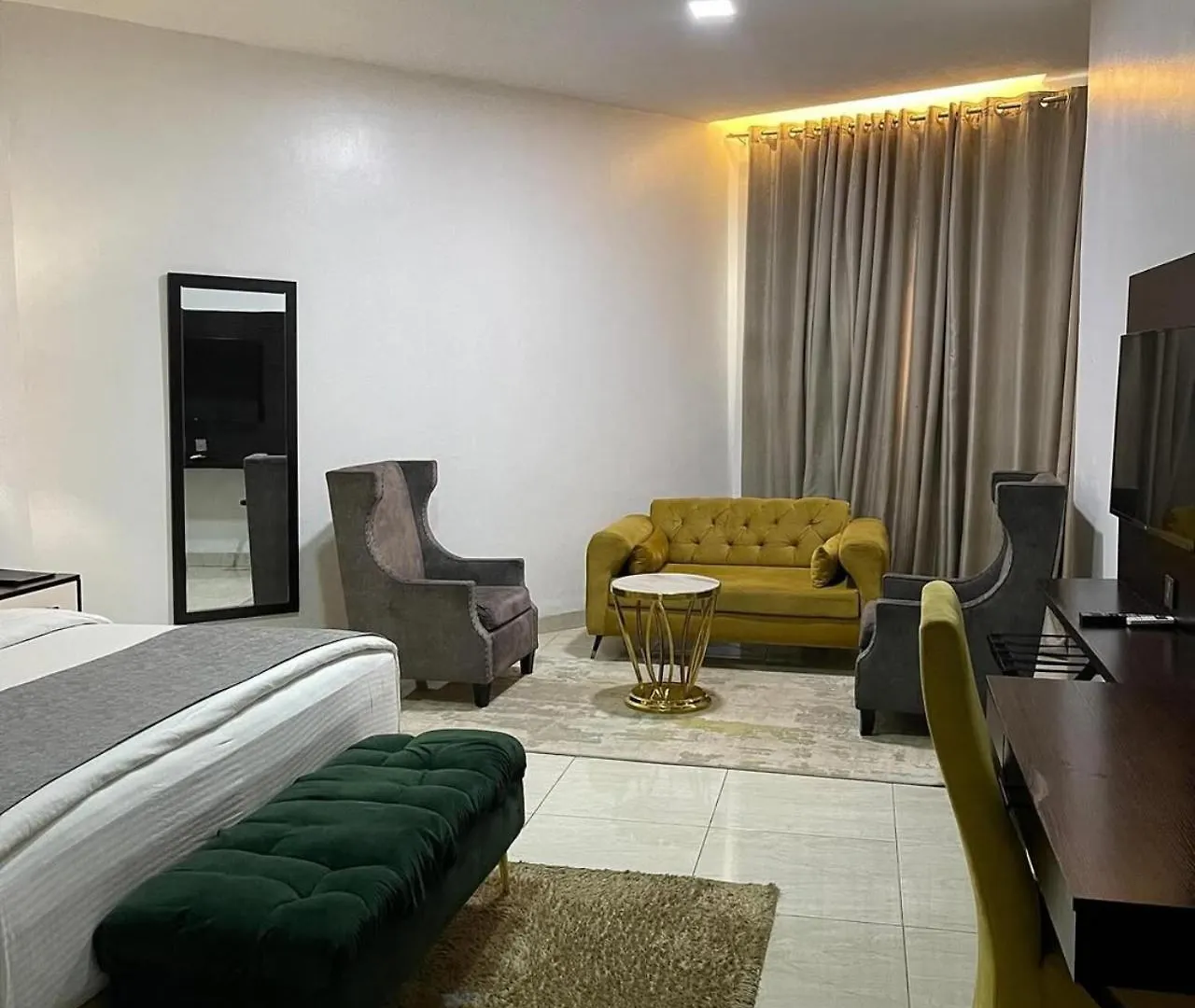 Hotel Olive Aero Suites Near Delhi Airport New Delhi