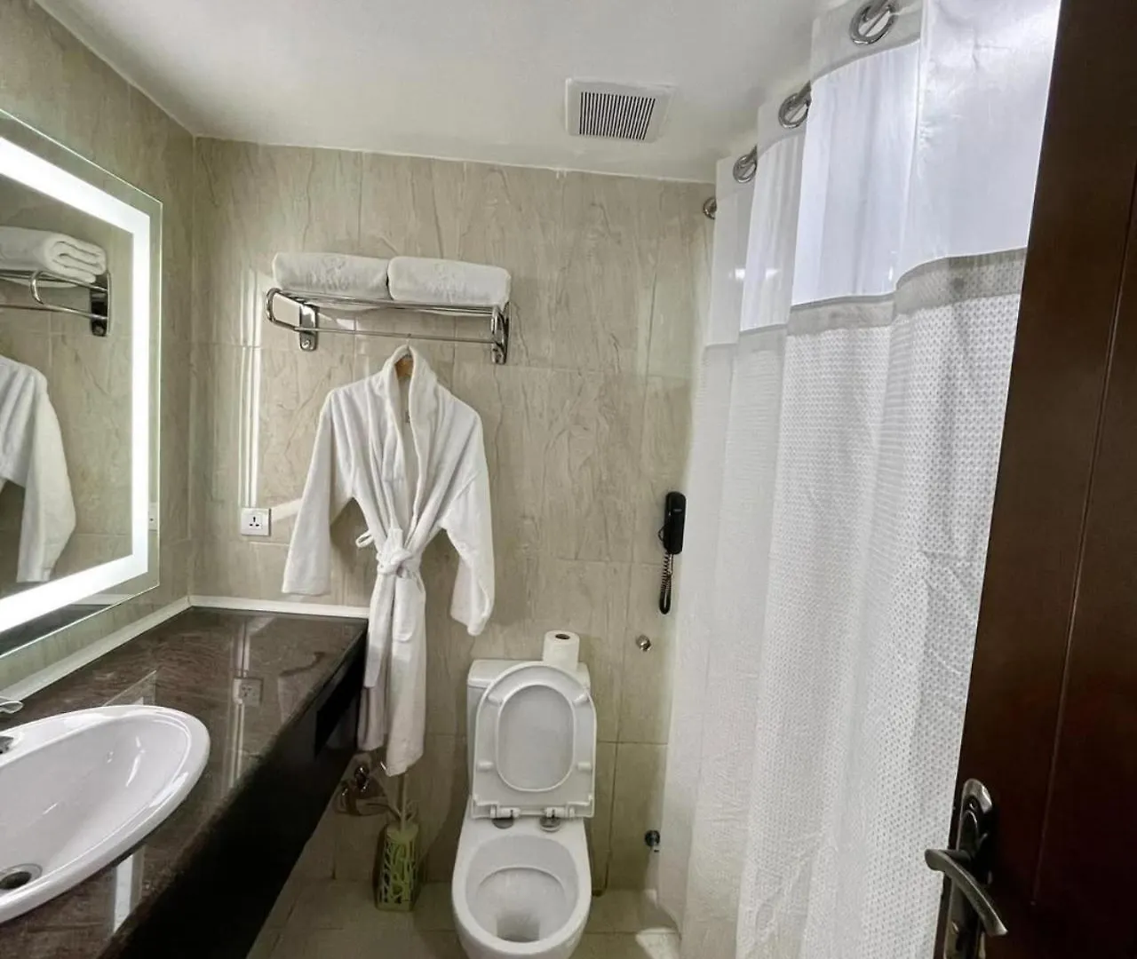 Hotel Olive Aero Suites Near Delhi Airport New Delhi 4*,  India